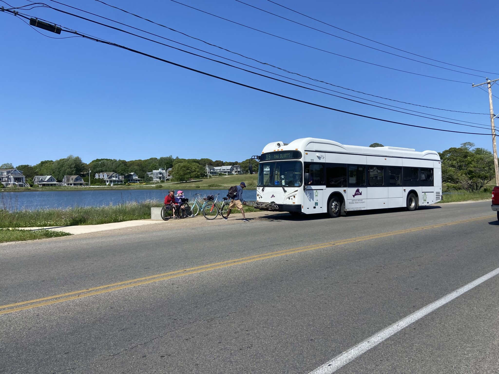 Don't Make A Fuss, Just Get On The Bus!!!! - Oak Bluffs Inn Bed and ...